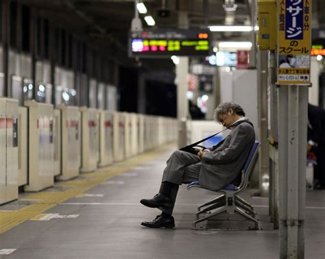 Karoshi .